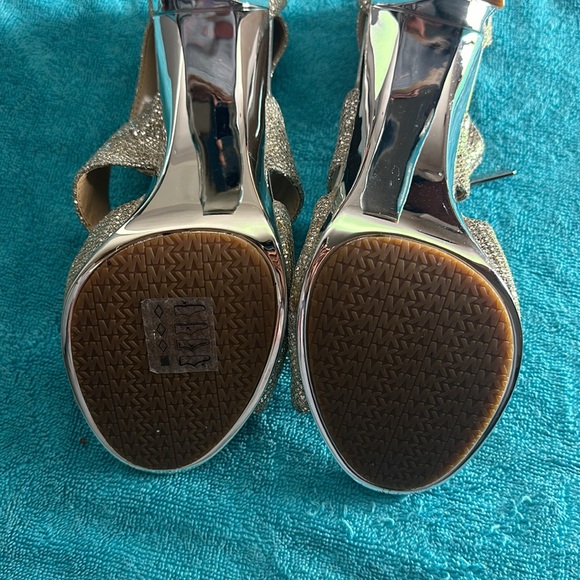 MICHAEL KORS HIGH HEELSL SHOES - Picture 2 of 6